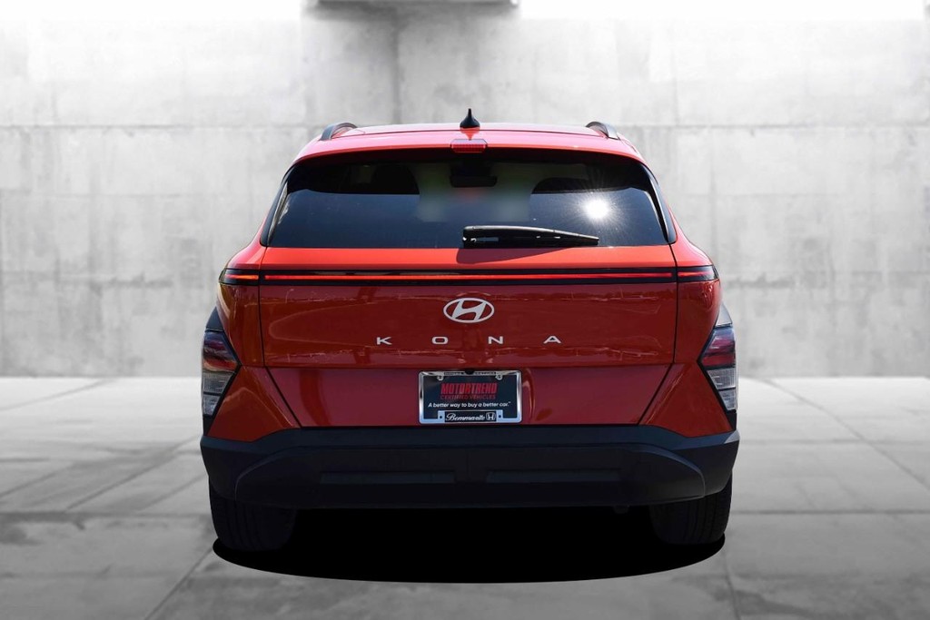 Hyundai Kona Vehicle Image 06