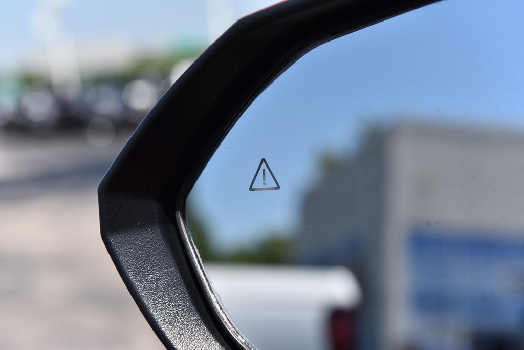 Hyundai Kona Vehicle Image 09