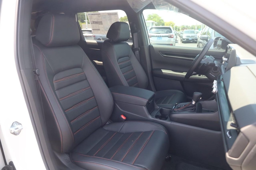 Honda CR-V Hybrid Vehicle Image 21
