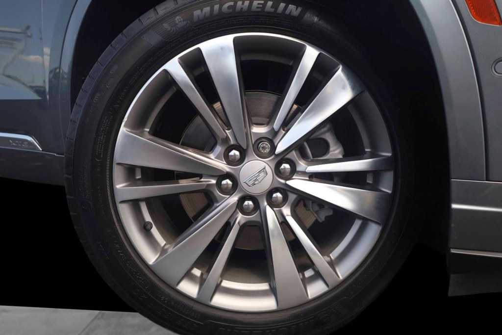 Cadillac XT6 Vehicle Image 03