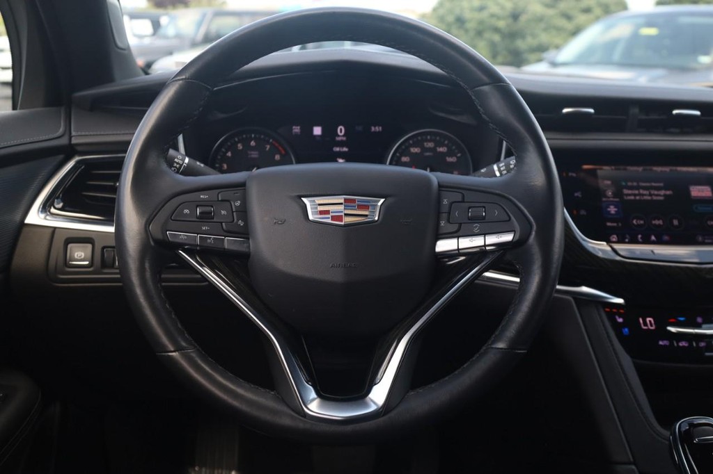 Cadillac XT6 Vehicle Image 08