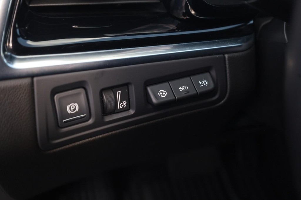 Cadillac XT6 Vehicle Image 12