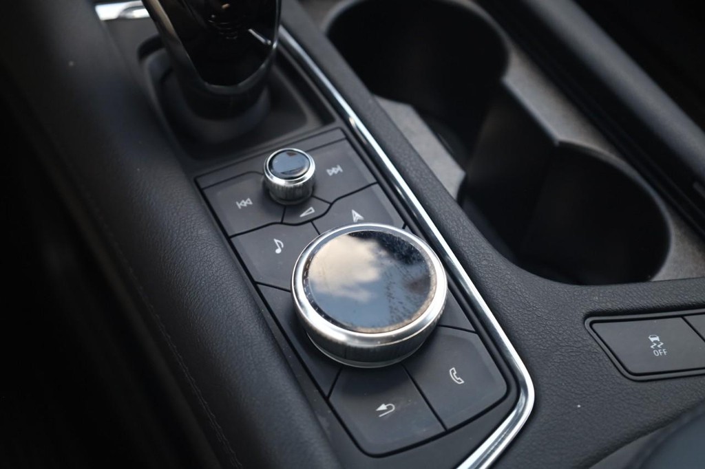 Cadillac XT6 Vehicle Image 18