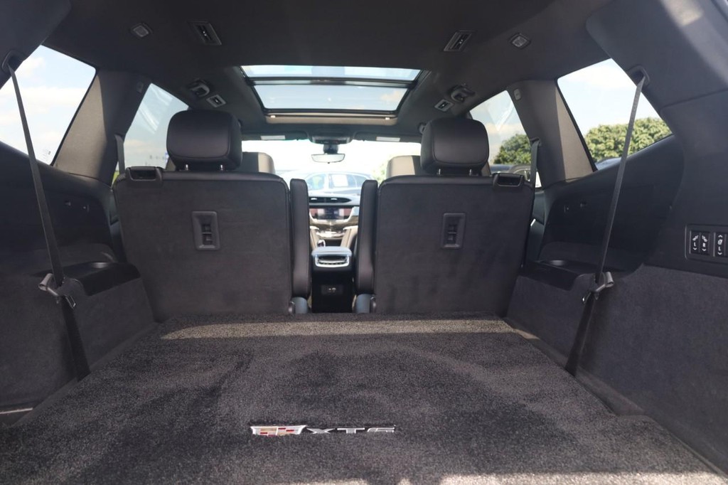 Cadillac XT6 Vehicle Image 26