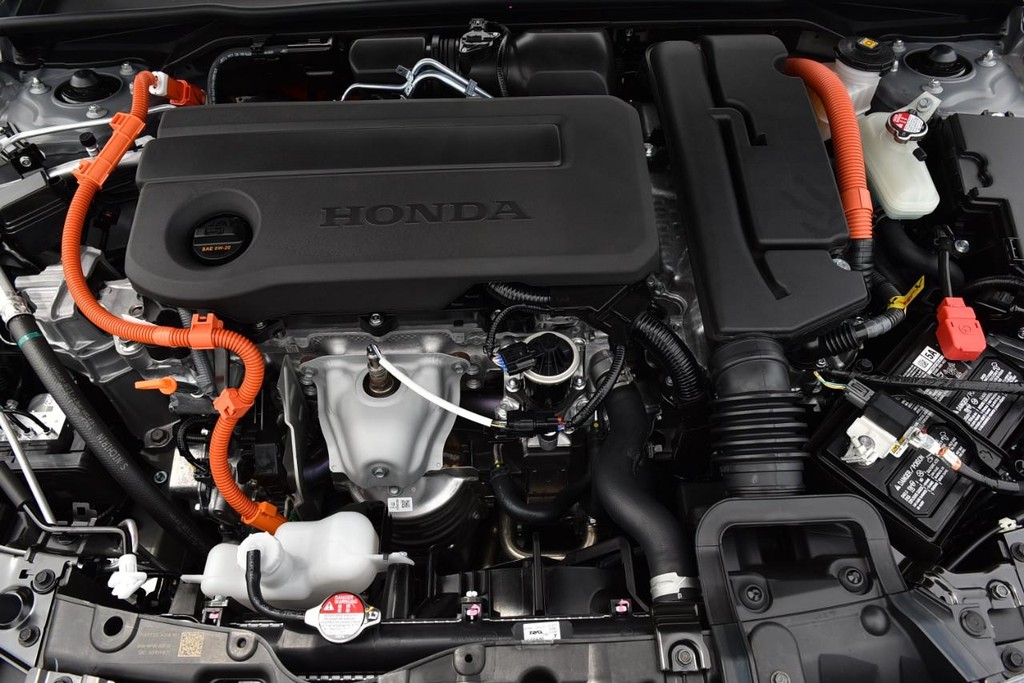 Honda Civic Sedan Hybrid Vehicle Full-screen Gallery Image 27