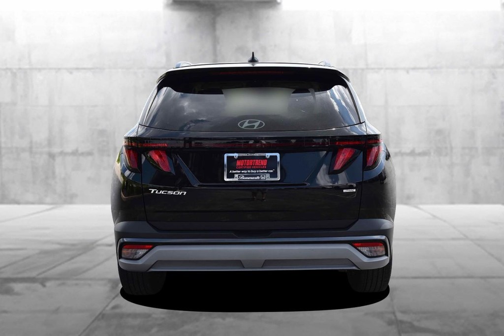 Hyundai Tucson Vehicle Full-screen Gallery Image 6