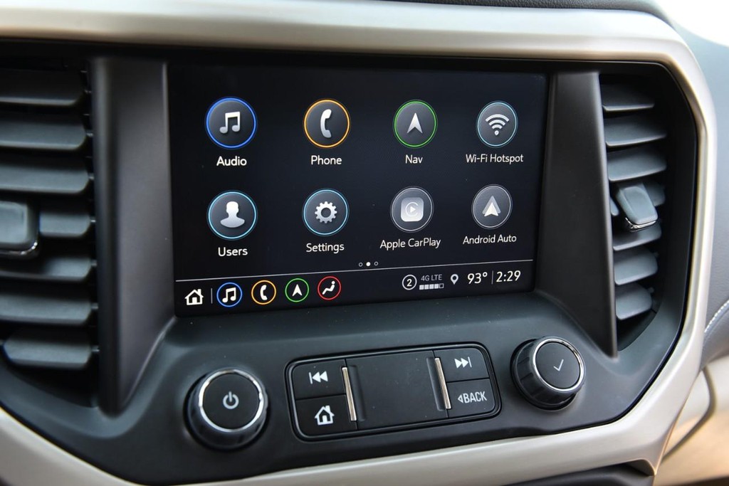 GMC Acadia Vehicle Image 16