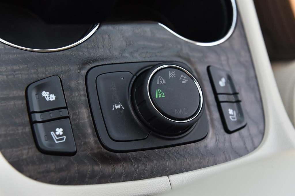 GMC Acadia Vehicle Image 20