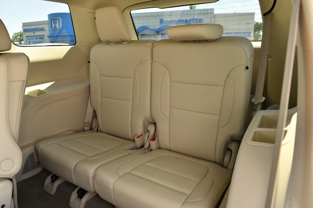GMC Acadia Vehicle Image 27