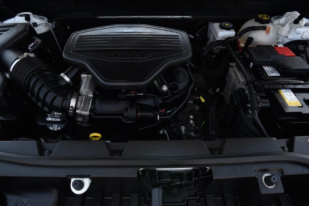 GMC Acadia Vehicle Image 30