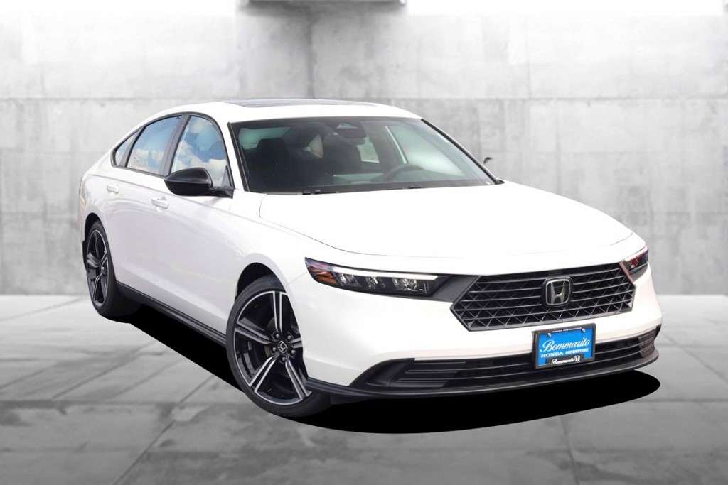 Honda Accord Hybrid Vehicle Image 02