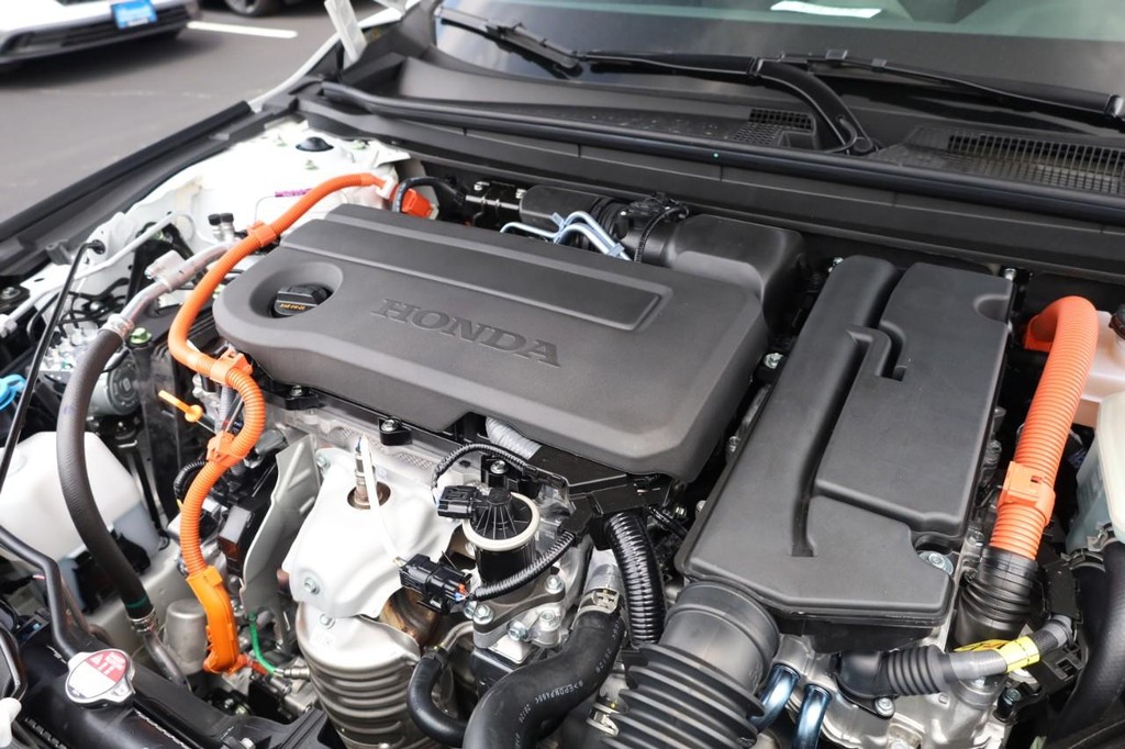 Honda Accord Hybrid Vehicle Image 24