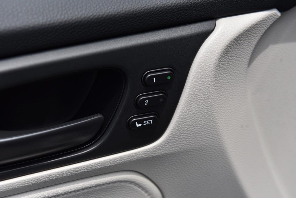 Honda Odyssey Vehicle Image 09