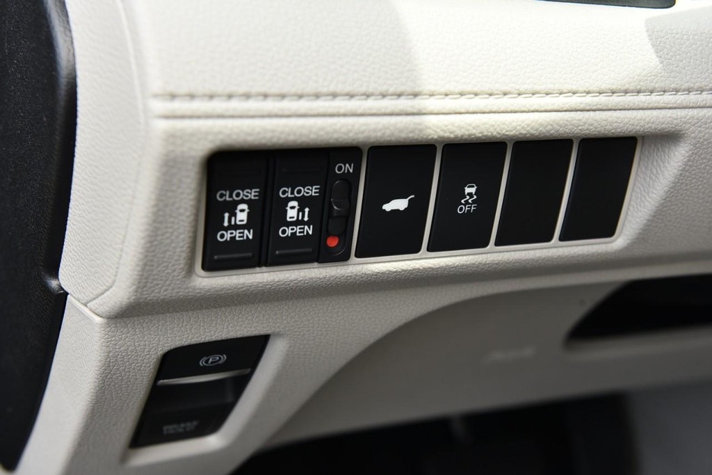 Honda Odyssey Vehicle Image 11