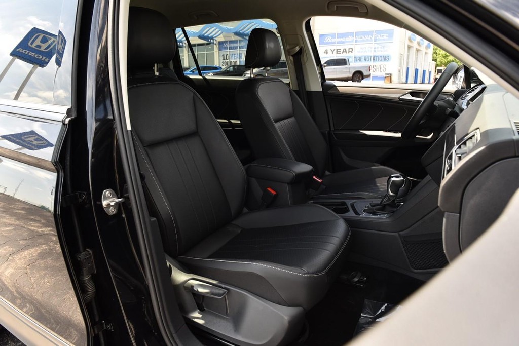 Volkswagen Tiguan Vehicle Image 20