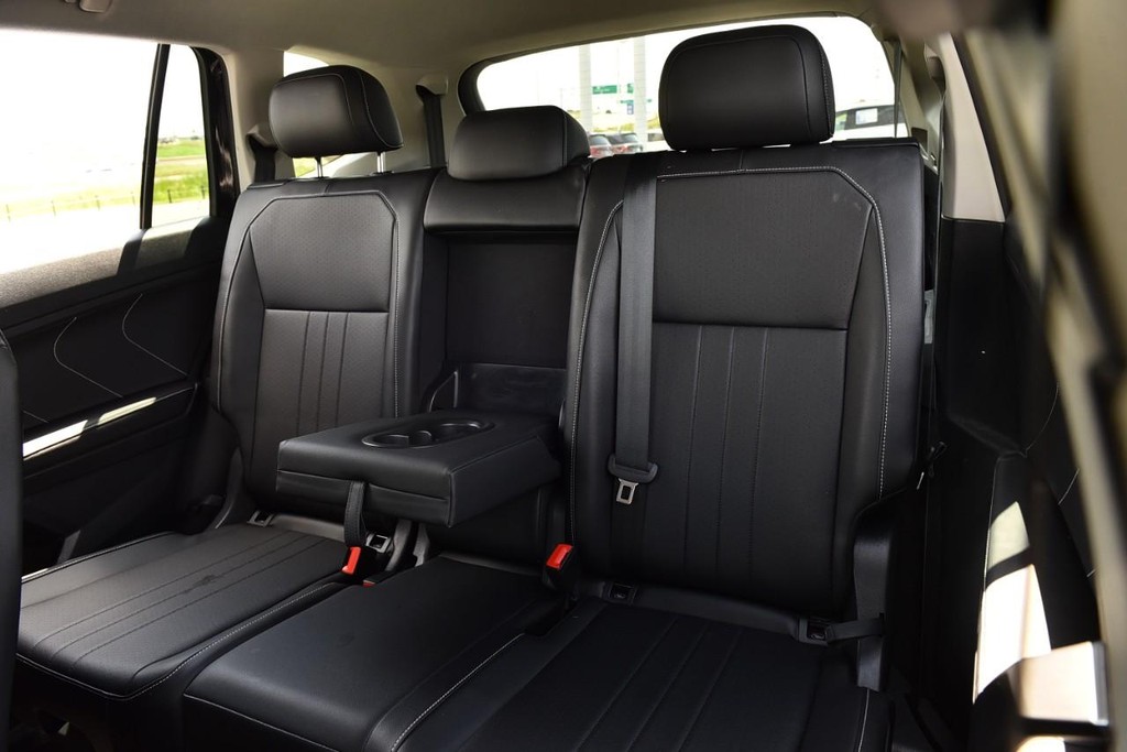 Volkswagen Tiguan Vehicle Image 21