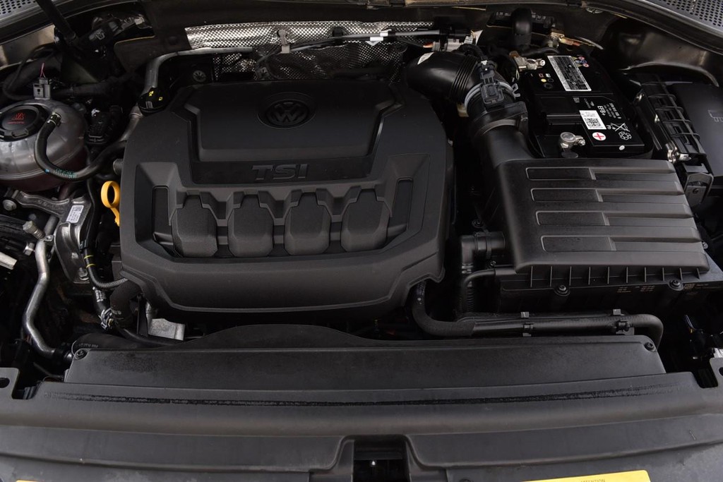 Volkswagen Tiguan Vehicle Image 27