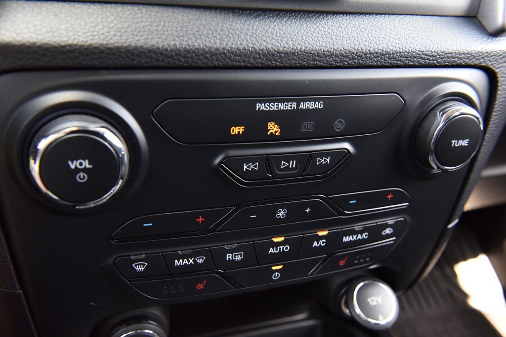 Ford Ranger Vehicle Full-screen Gallery Image 14