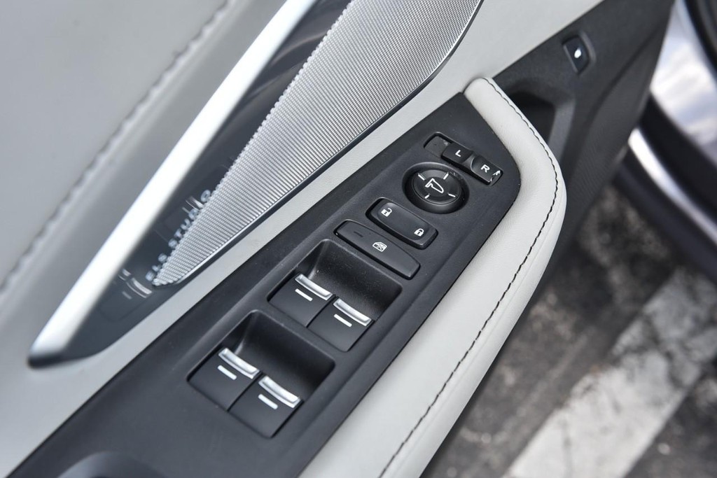 Acura RDX Vehicle Image 08