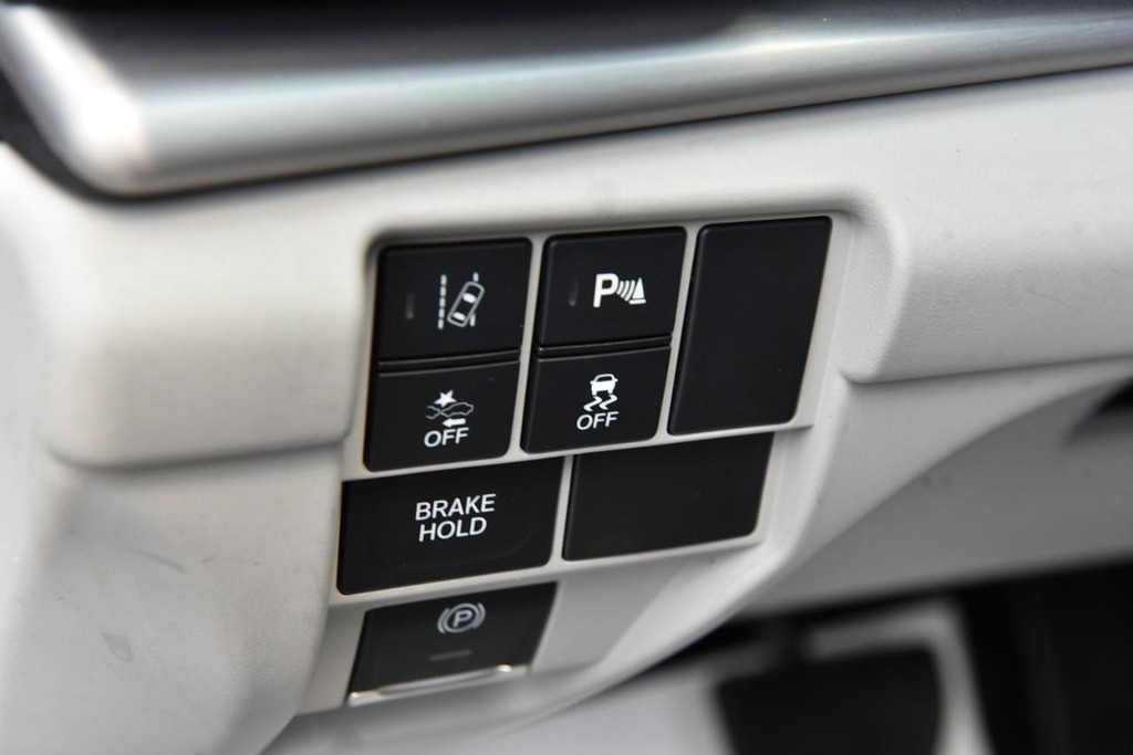 Acura RDX Vehicle Image 12