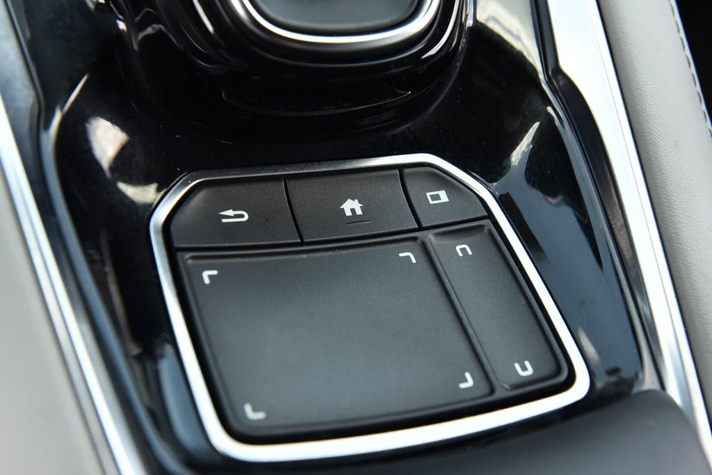 Acura RDX Vehicle Image 18