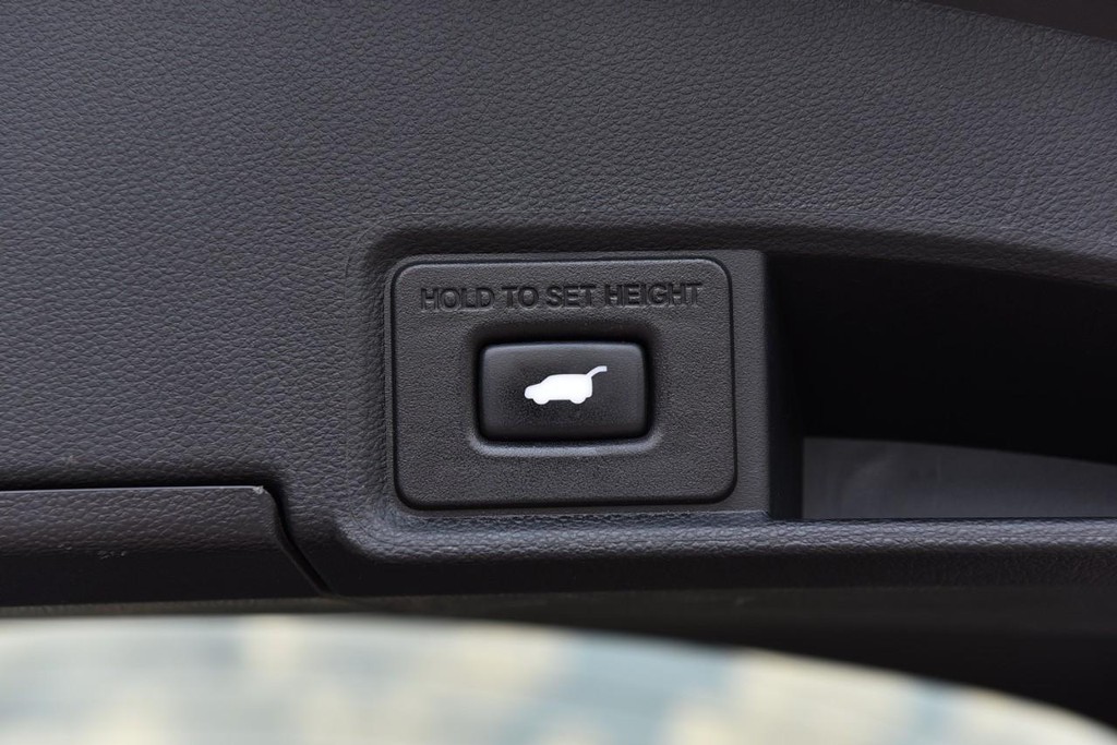 Acura RDX Vehicle Image 28