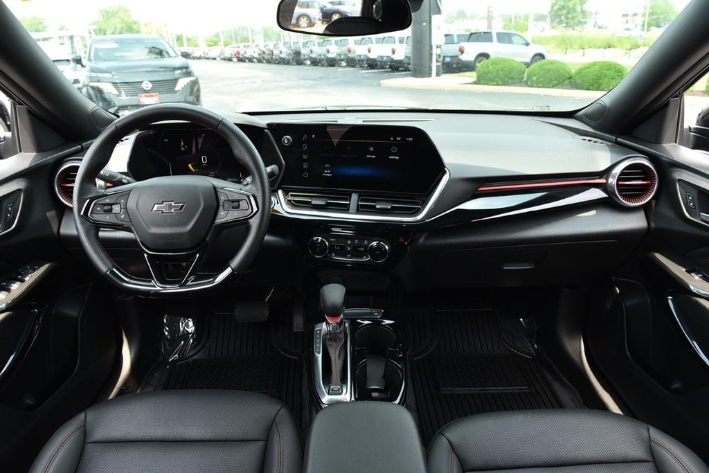Chevrolet Trax Vehicle Full-screen Gallery Image 7