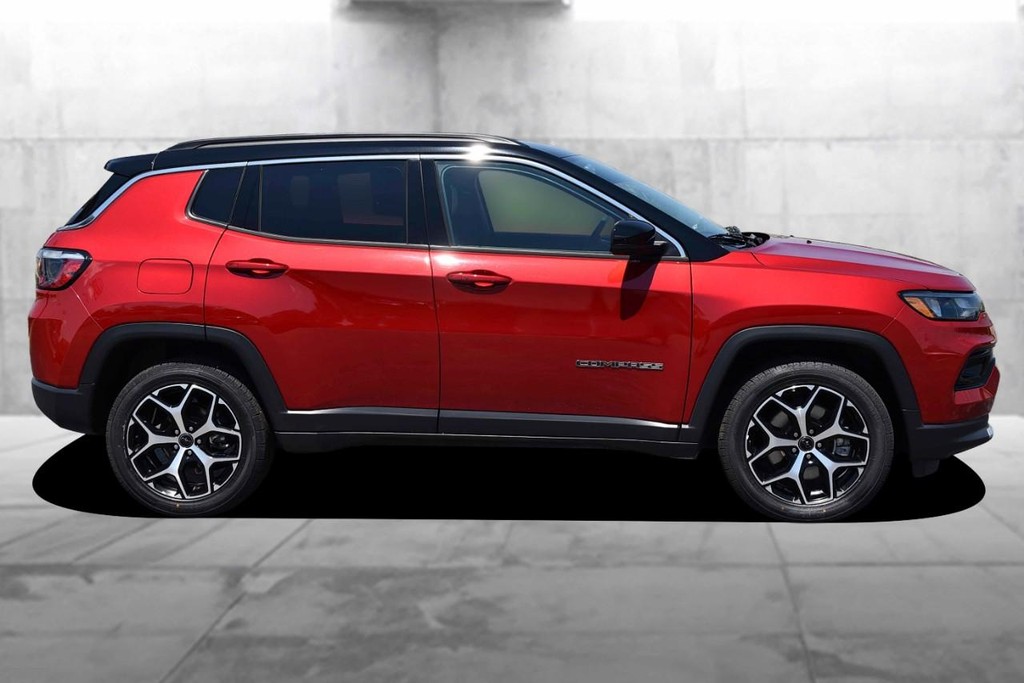 Jeep Compass Vehicle Full-screen Gallery Image 5
