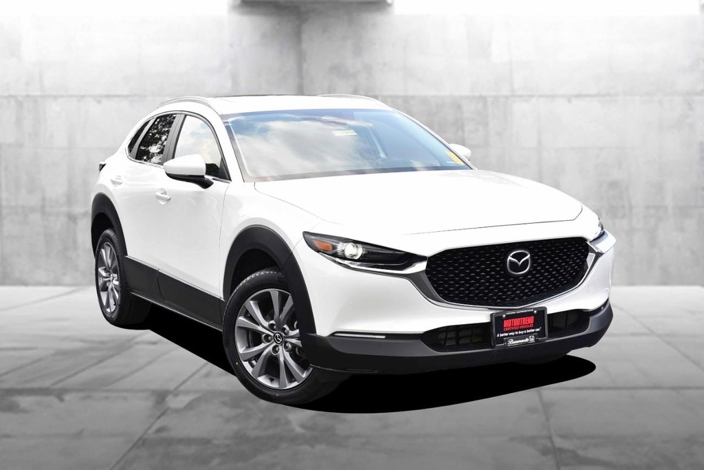 Mazda CX-30 Vehicle Full-screen Gallery Image 2