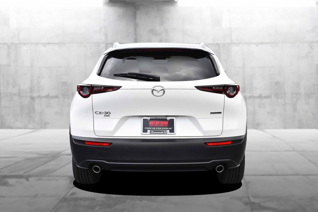 Mazda CX-30 Vehicle Full-screen Gallery Image 6