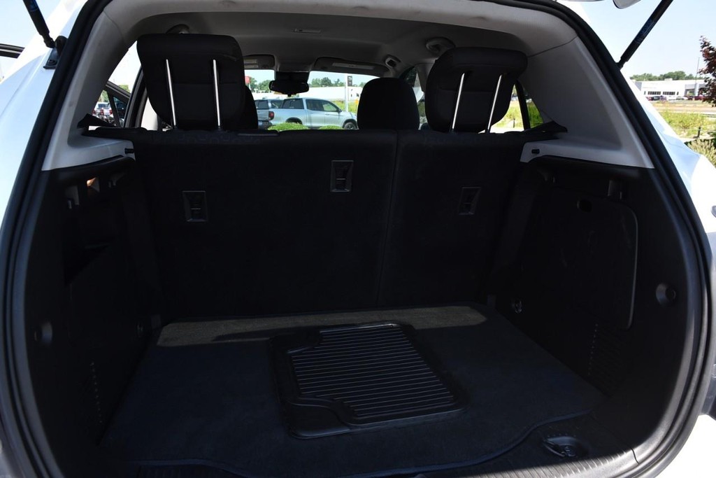 Chevrolet Trax Vehicle Full-screen Gallery Image 19