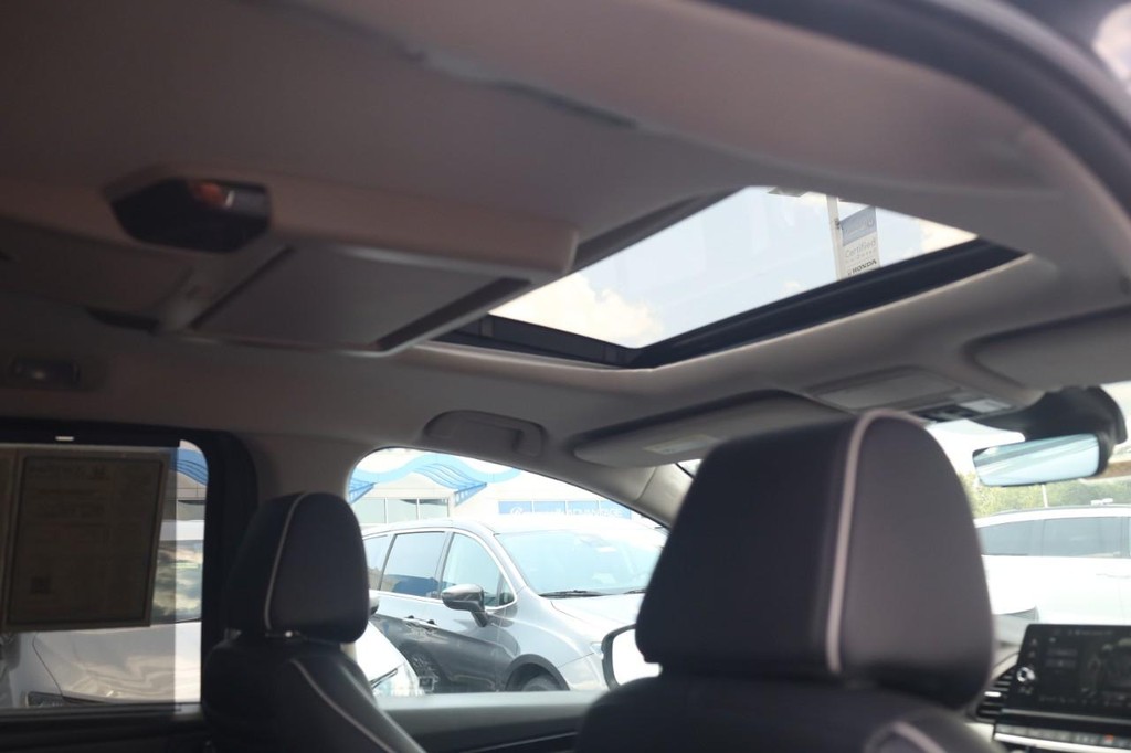 Honda Odyssey Vehicle Full-screen Gallery Image 23