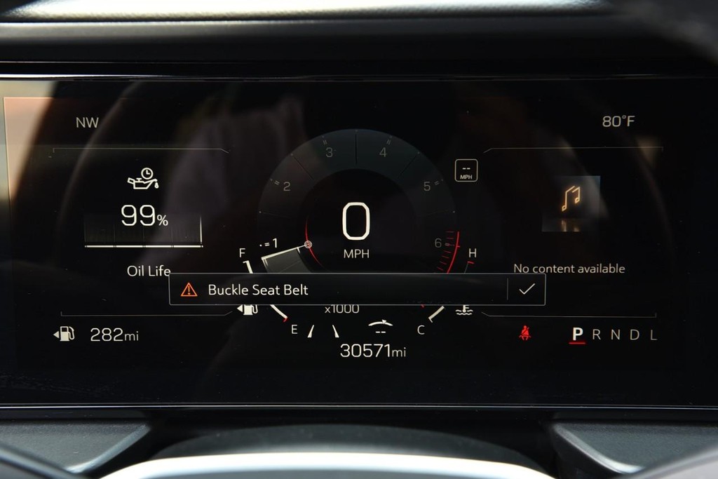 GMC Terrain Vehicle Full-screen Gallery Image 12