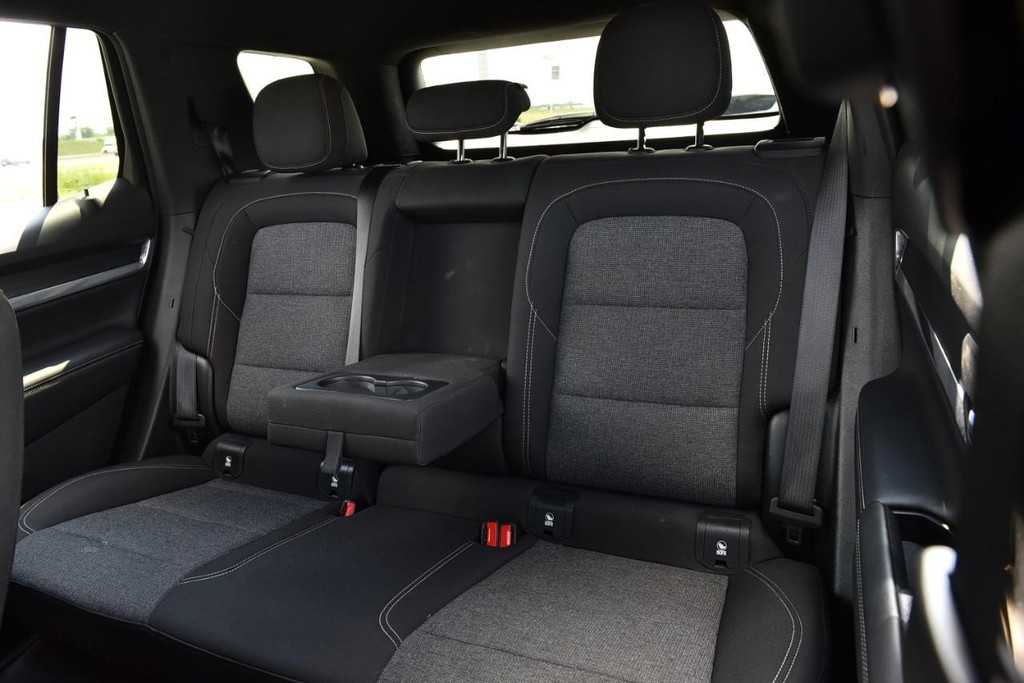 GMC Terrain Vehicle Full-screen Gallery Image 21