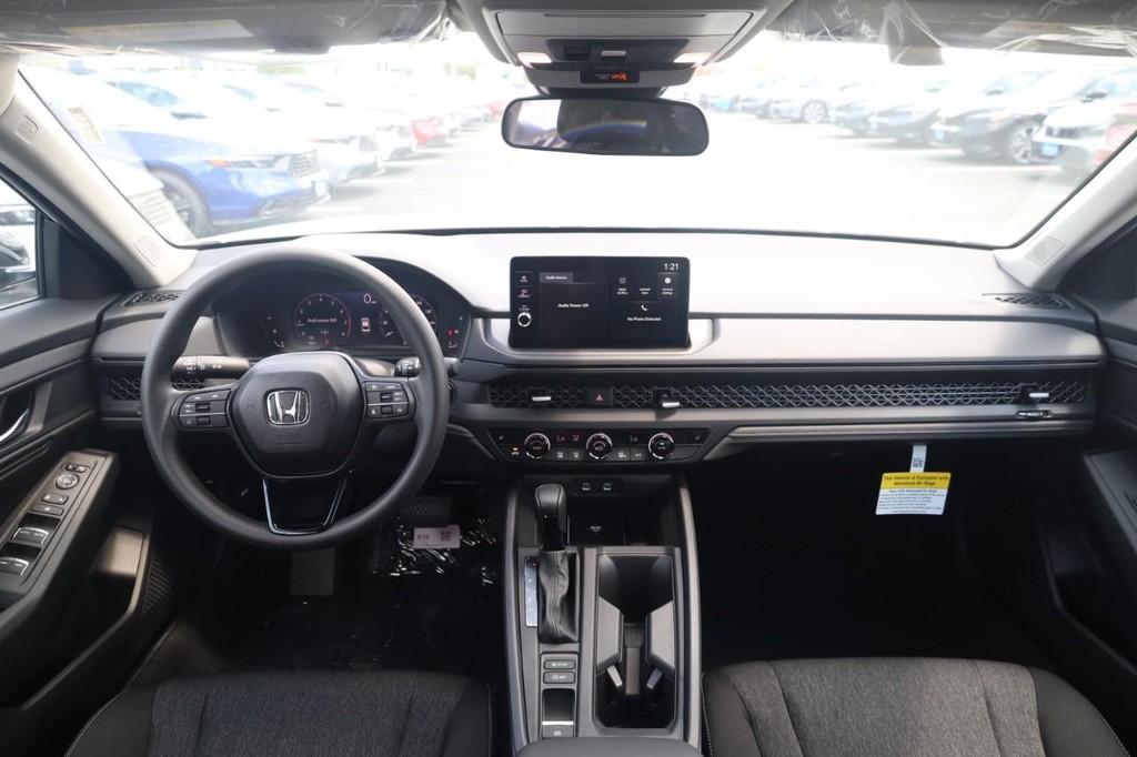 Honda Accord Sedan Vehicle Image 07