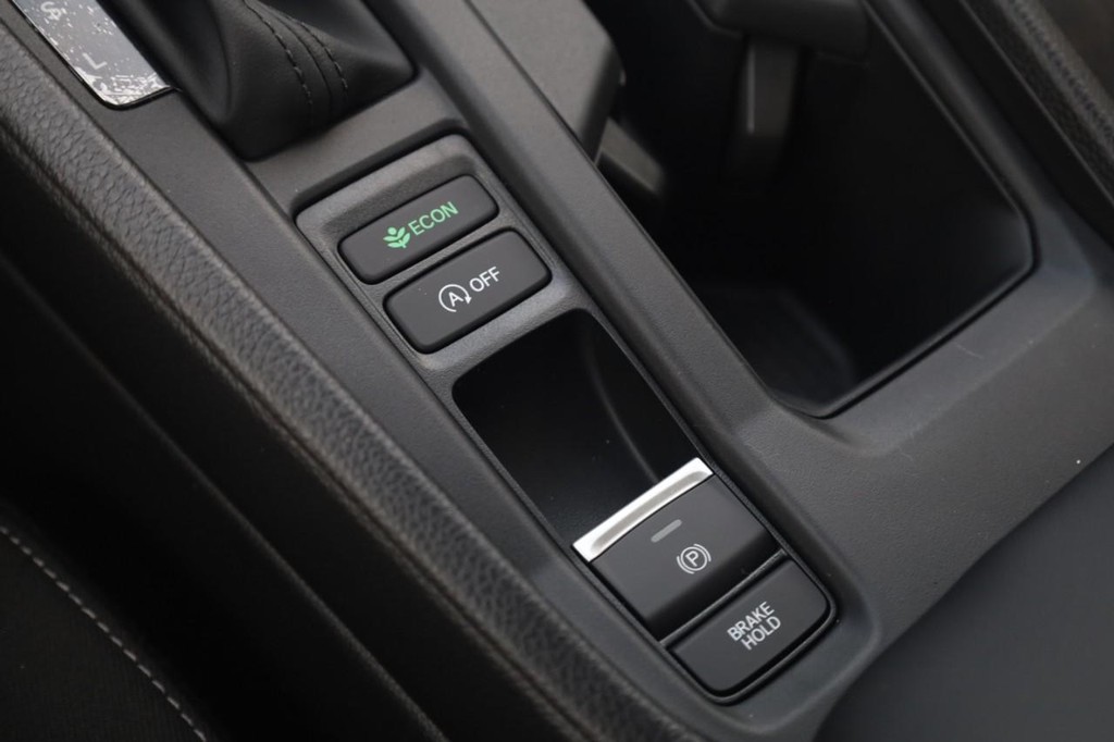 Honda Accord Sedan Vehicle Image 17