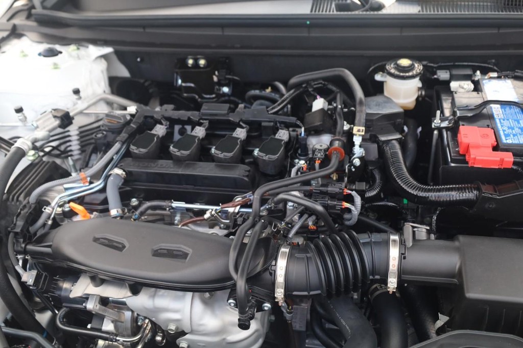 Honda Accord Sedan Vehicle Image 24
