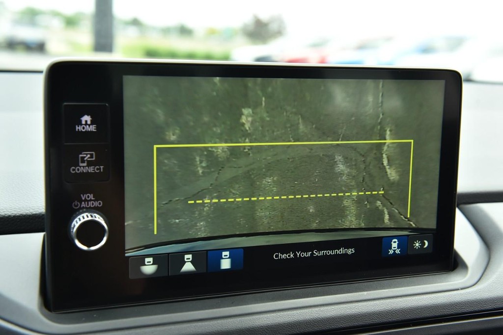 Honda Accord Sedan Vehicle Image 12
