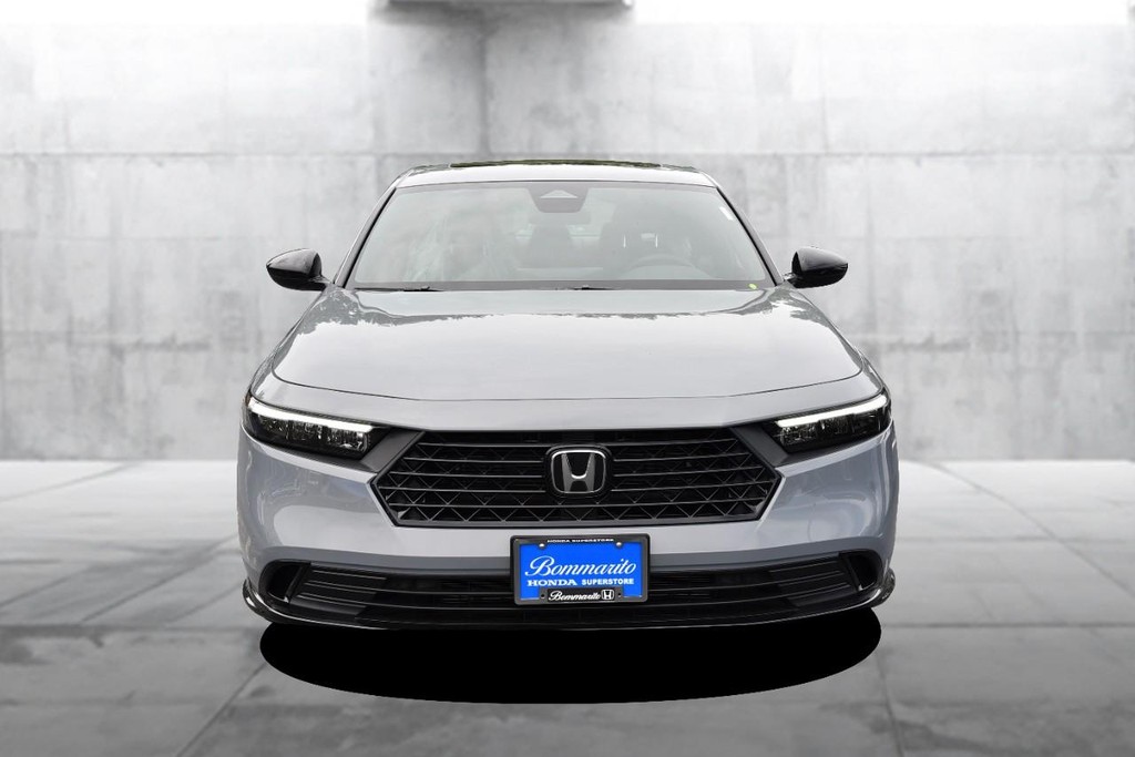 Honda Accord Hybrid Vehicle Image 04