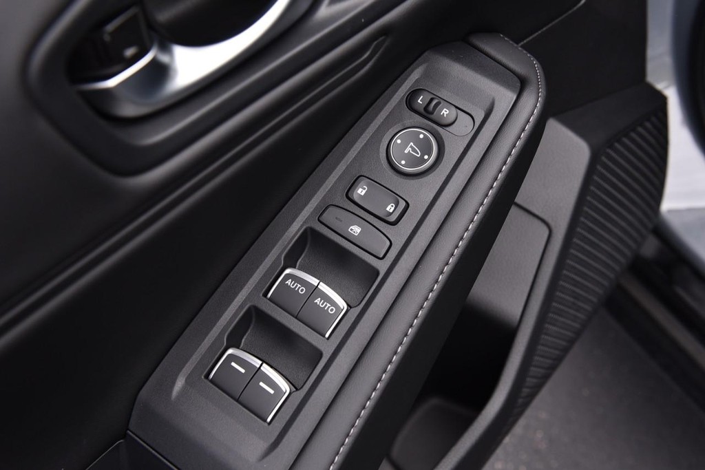 Honda Accord Hybrid Vehicle Image 08
