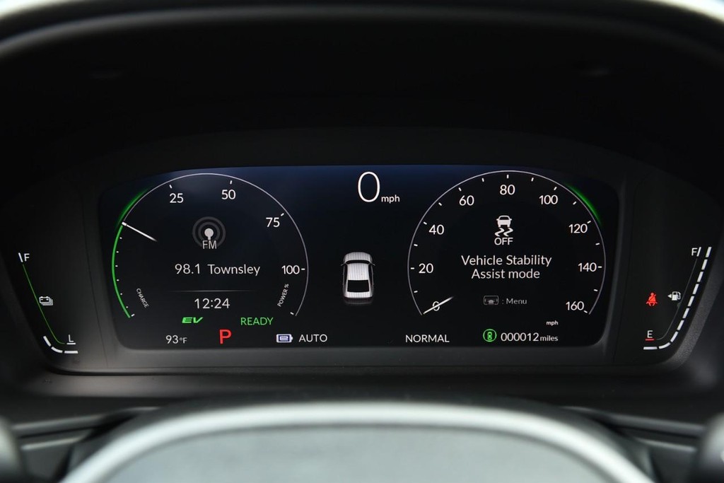 Honda Accord Hybrid Vehicle Image 11