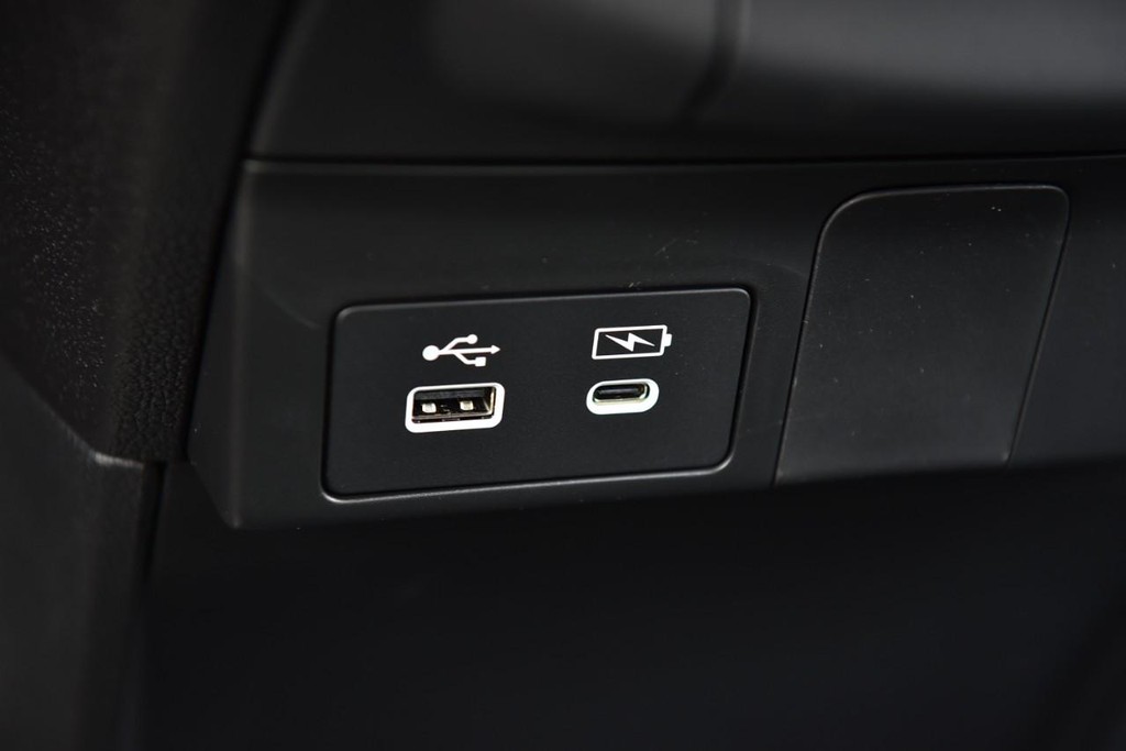 Honda Odyssey Vehicle Full-screen Gallery Image 18
