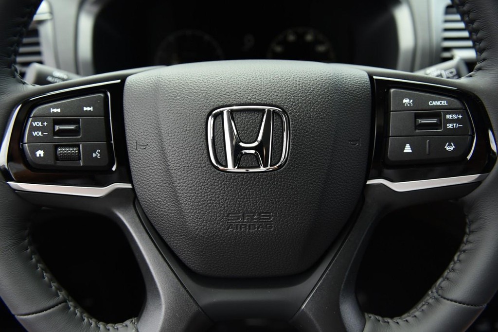 Honda Odyssey Vehicle Full-screen Gallery Image 22