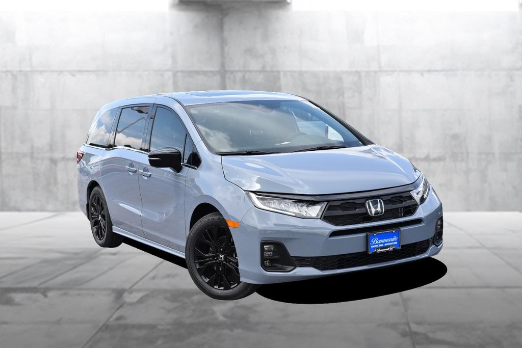 Honda Odyssey Vehicle Full-screen Gallery Image 2