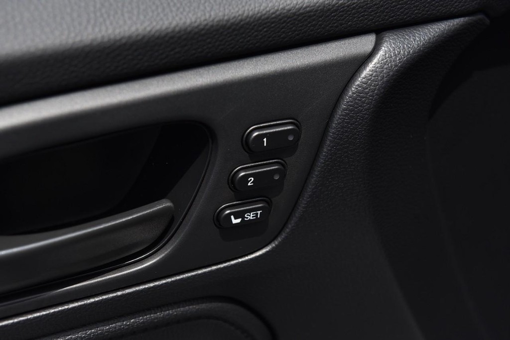 Honda Odyssey Vehicle Full-screen Gallery Image 9