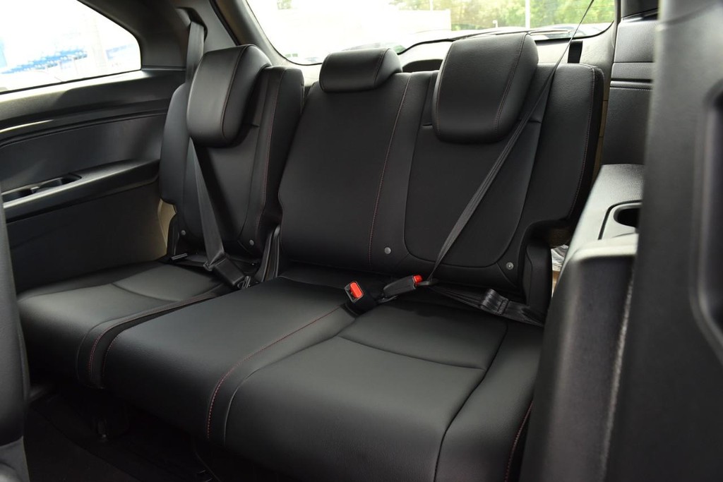 Honda Odyssey Vehicle Full-screen Gallery Image 30