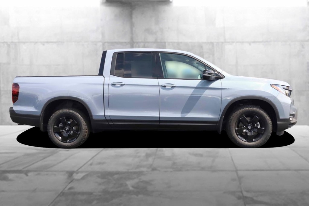 Honda Ridgeline Vehicle Full-screen Gallery Image 5