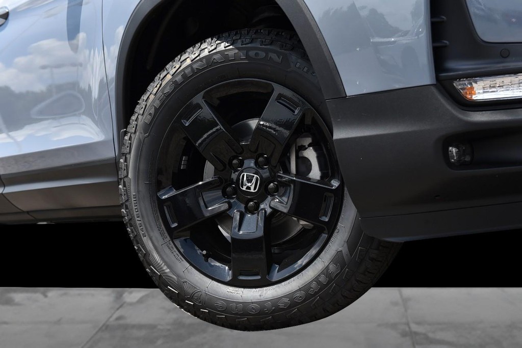 Honda Ridgeline Vehicle Image 03