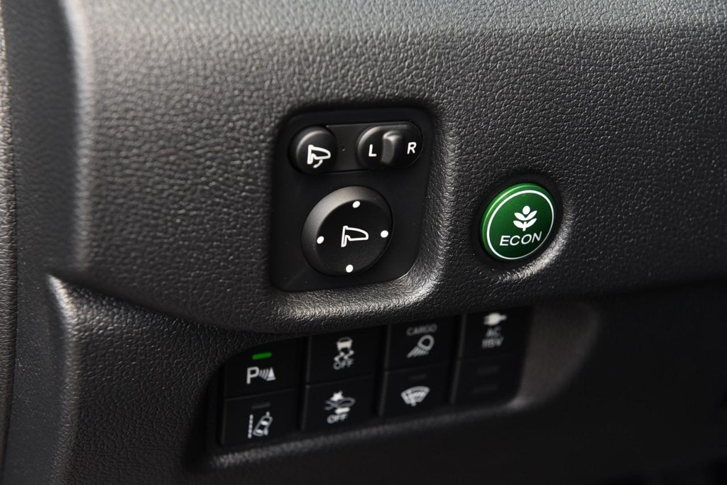 Honda Ridgeline Vehicle Image 13
