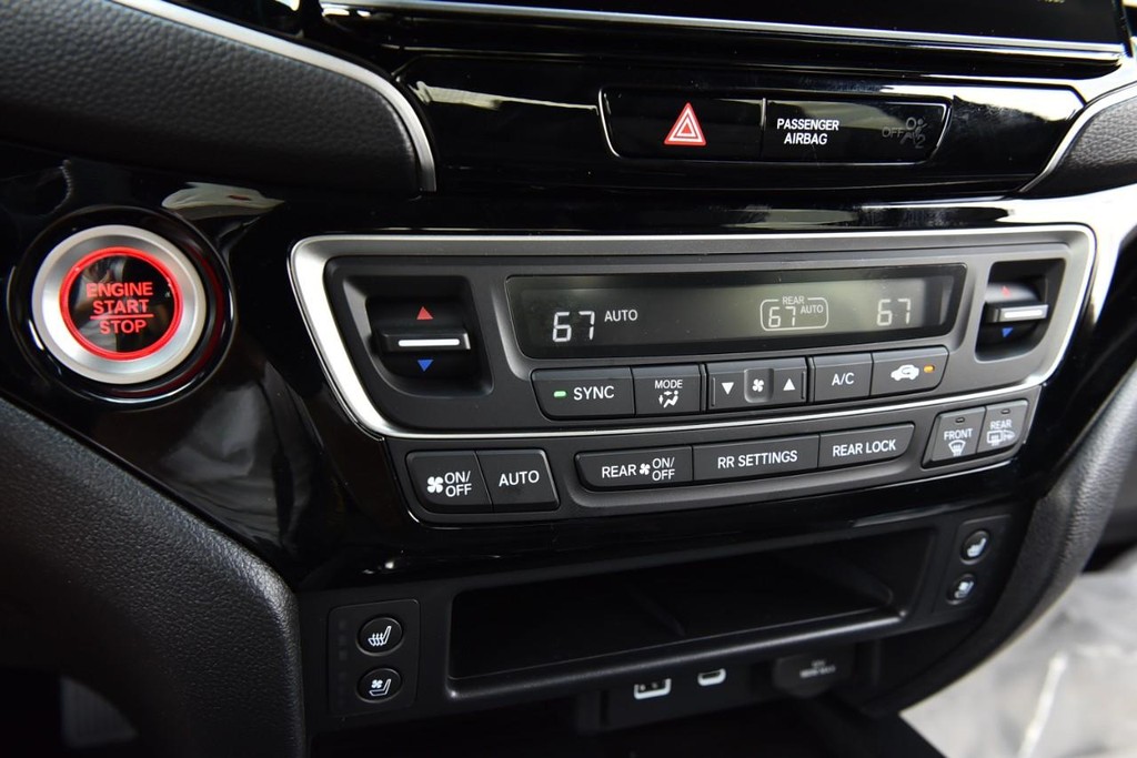 Honda Ridgeline Vehicle Image 18